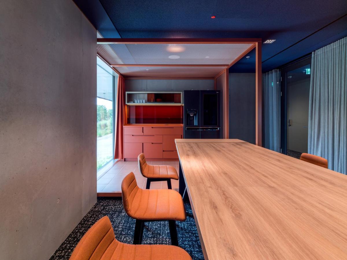 B'Mine Hotel Frankfurt Airport Φραγκφούρτη Εξωτερικό φωτογραφία